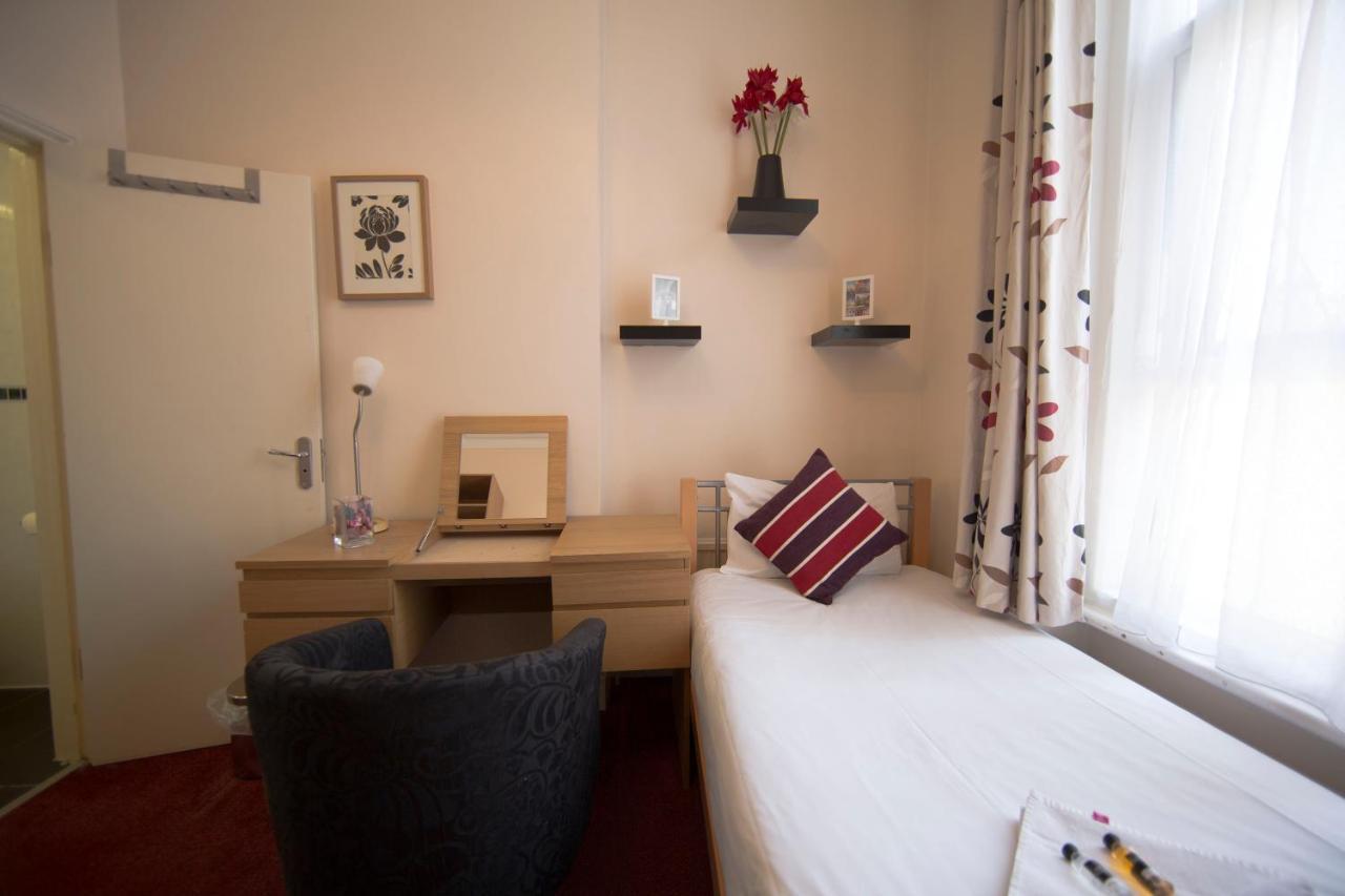 Saba Rooms And Apartments London Bagian luar foto