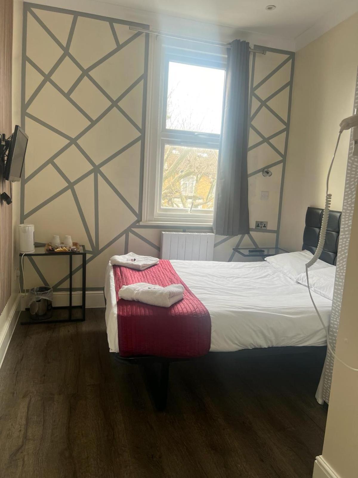 Saba Rooms And Apartments London Bagian luar foto