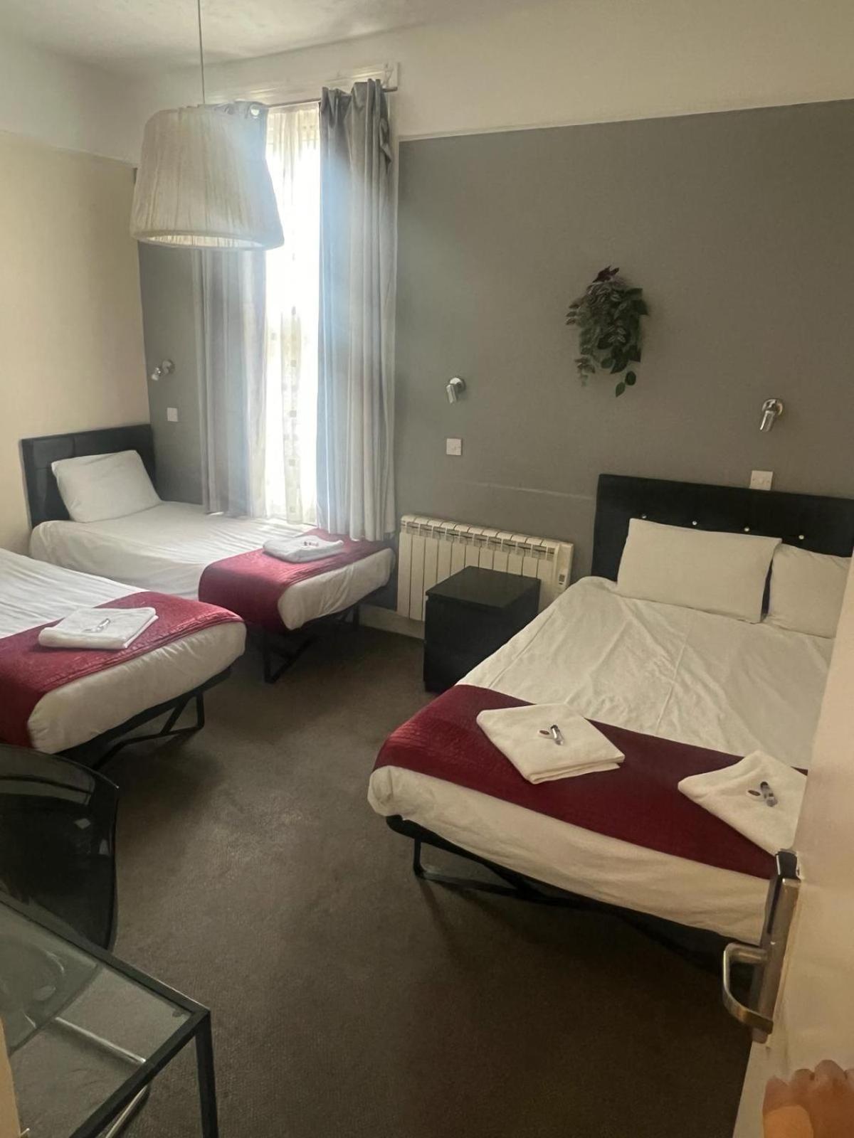 Saba Rooms And Apartments London Bagian luar foto