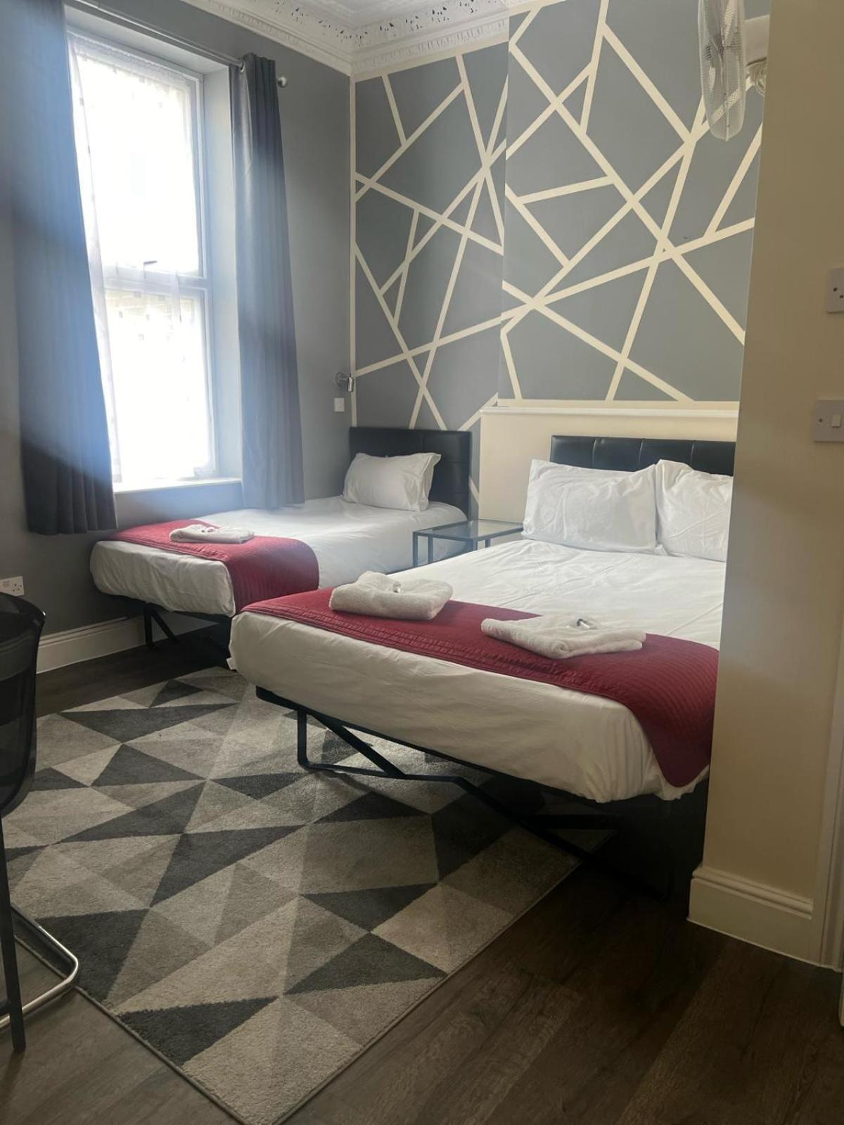 Saba Rooms And Apartments London Bagian luar foto