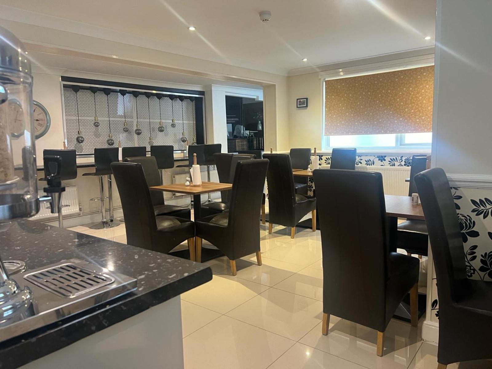 Saba Rooms And Apartments London Bagian luar foto